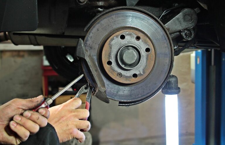 The Most Expensive Car Breakdown Starts Quietly As Mechanic Reveals The Mistake Owners And Quick Lube Shops Make