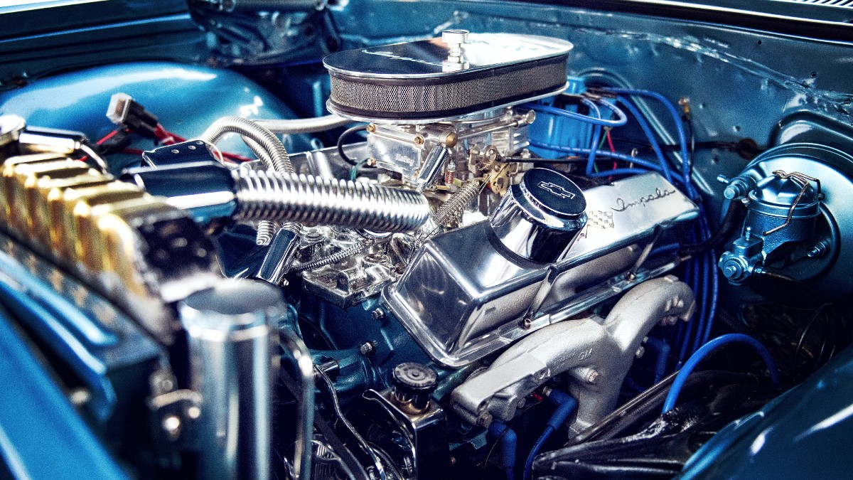 350 Vs 327 Chevy: Differences And Which Is The Better Engine