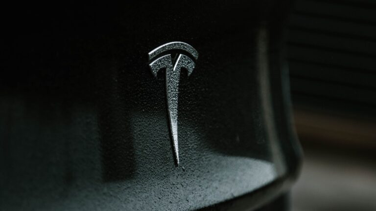 Tesla Limited Deceleration When Accelerator Is Released Explained