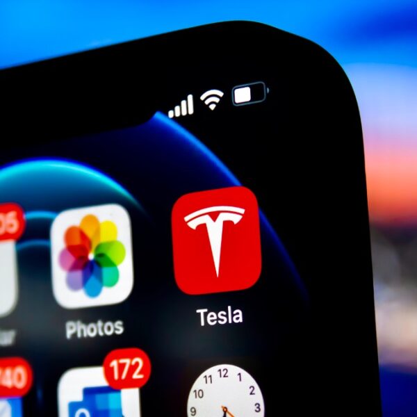 Tesla Phone Key Not Working: Here's How To Fix It