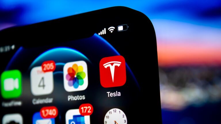 tesla-phone-key-not-working-here-s-how-to-fix-it