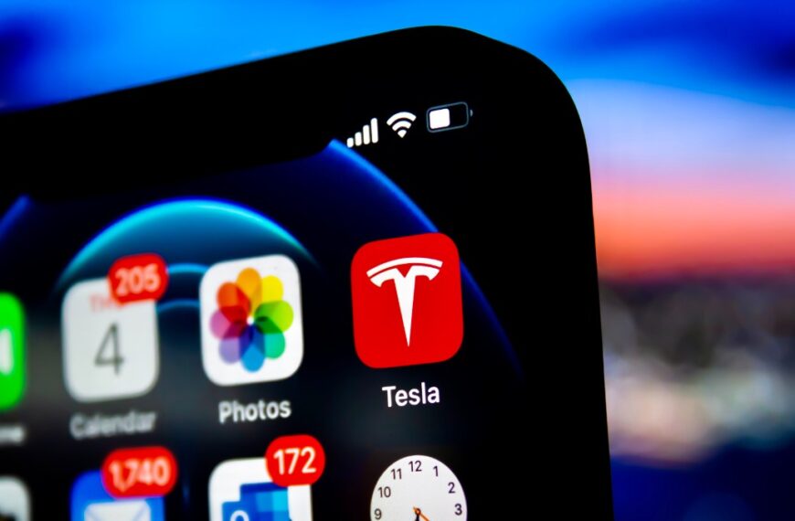 Tesla Phone Key Not Working: Here's How To Fix It