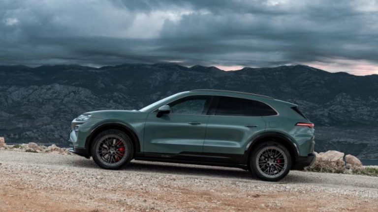 Porsche Unveils 1139-Horsepower Cayenne Turbo Electric at LA Auto Show