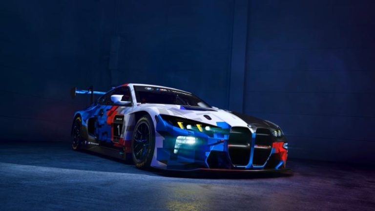 BMW M Motorsport Integrates M4 GT3 EVO into Fortnite and Rocket League
