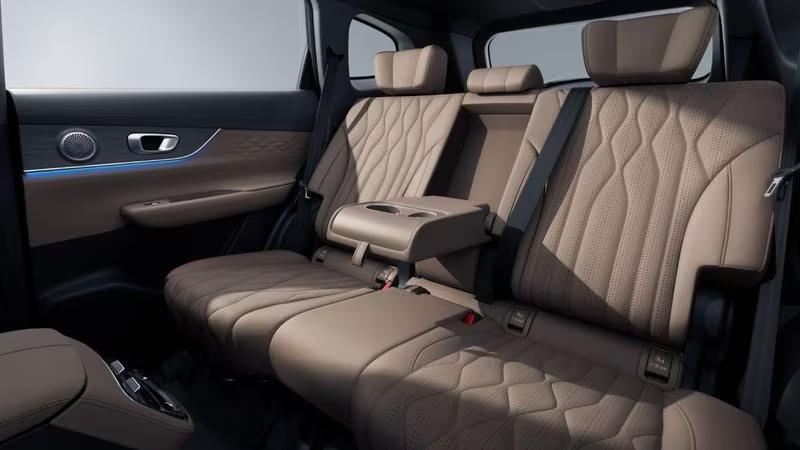 Chinese Automakers Step In To Replace European Brands In Russia With New Tech Deals Chinese Automakers Step In To Replace European Brands In Russia With New Tech Deals