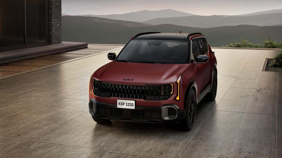 The New Kia Seltos Arrives As A Serious Competitor To The Volkswagen T-Roc The New Kia Seltos Arrives As A Serious Competitor To The Volkswagen T-Roc