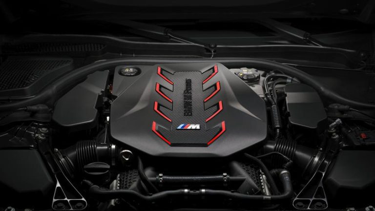 Understanding the Key Differences Between Turbocharged Supercharged and Naturally Aspirated Engines