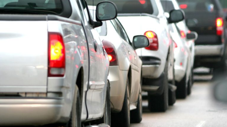 A Tailgater in the Left Lane Gets a Shocking Lesson That Stunned the Internet