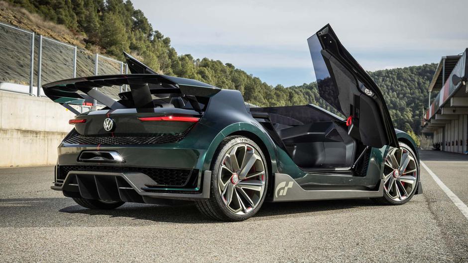 Volkswagen Revives the V6 and 503 HP Golf GTI That Never Became Reality Volkswagen Revives the V6 and 503 HP Golf GTI That Never Became Reality