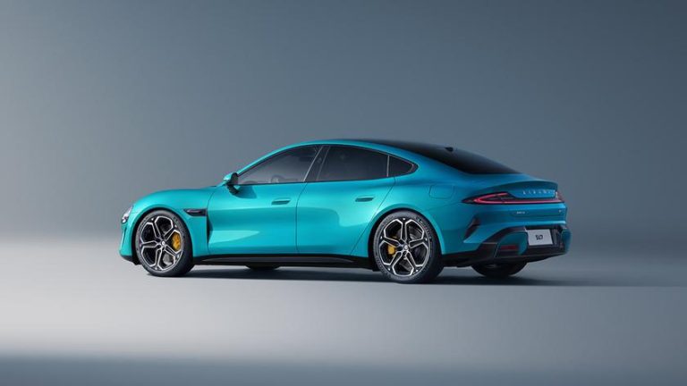 Chinese EV Owner Puts 165,000 Miles on Xiaomi SU7 and Battery Barely Ages