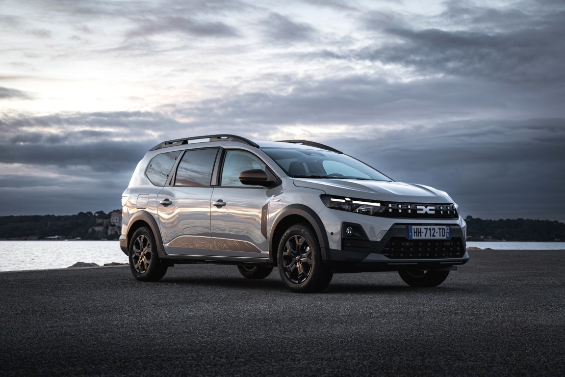 Dacia's 2026 Product Offensive Brings Advanced Hybrids and First Automatic Transmissions for LPG Models Dacia's 2026 Product Offensive Brings Advanced Hybrids and First Automatic Transmissions for LPG Models