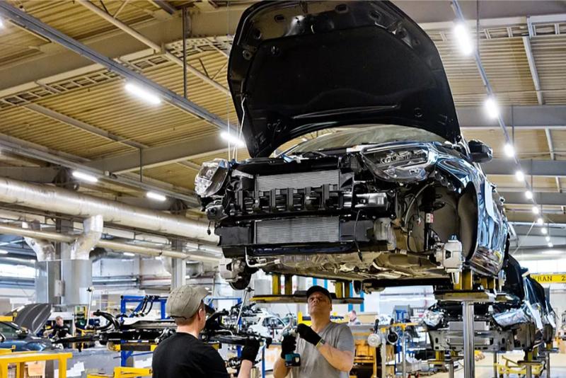 Lada Revives Production of Sporty Vesta Models with Impressive Upgrades Lada Revives Production of Sporty Vesta Models with Impressive Upgrades