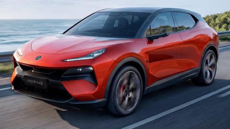 The Lotus Eletre Was Supposed to Be Purely Electric but Now Packs a Gasoline Engine and 952 Horsepower