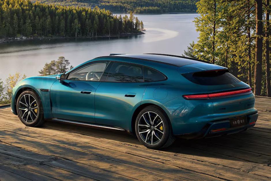 Chinese Cars Set to Anger Porsche: Take a Look at These Taycan Copies for Around 25000 Euros Chinese Cars Set to Anger Porsche: Take a Look at These Taycan Copies for Around 25000 Euros